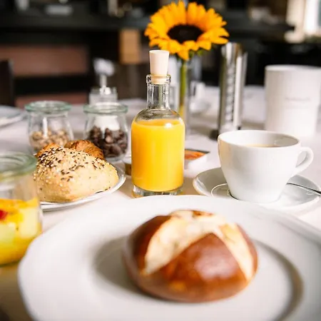 & Restaurant Ochsen Отель Мерклинген
