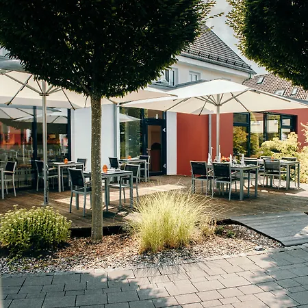 & Restaurant Ochsen メルクリンゲン